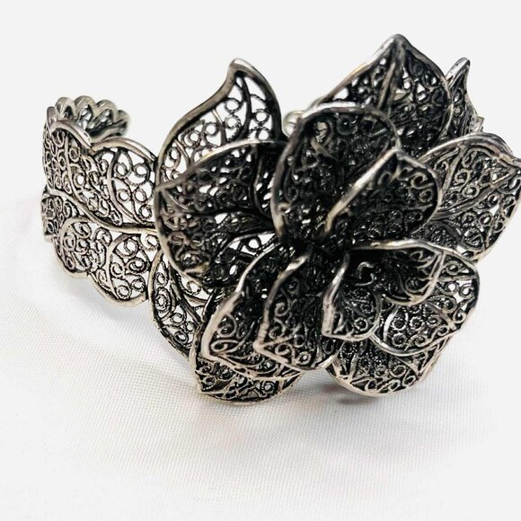 Vintage Melchior Floral Filigree Cuff Bracelet 1980s, Handmade Look - Picture 8 of 8
